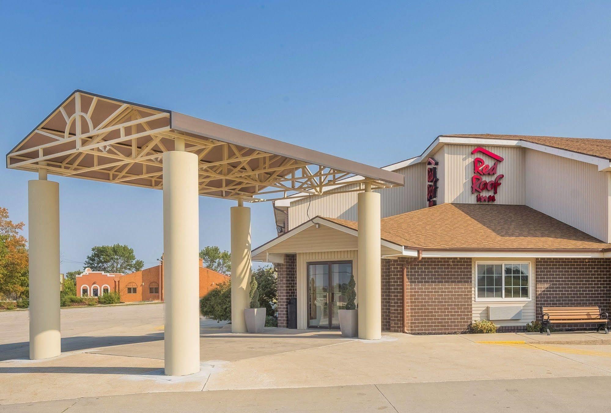 Red Roof Inn Maryville Exterior photo